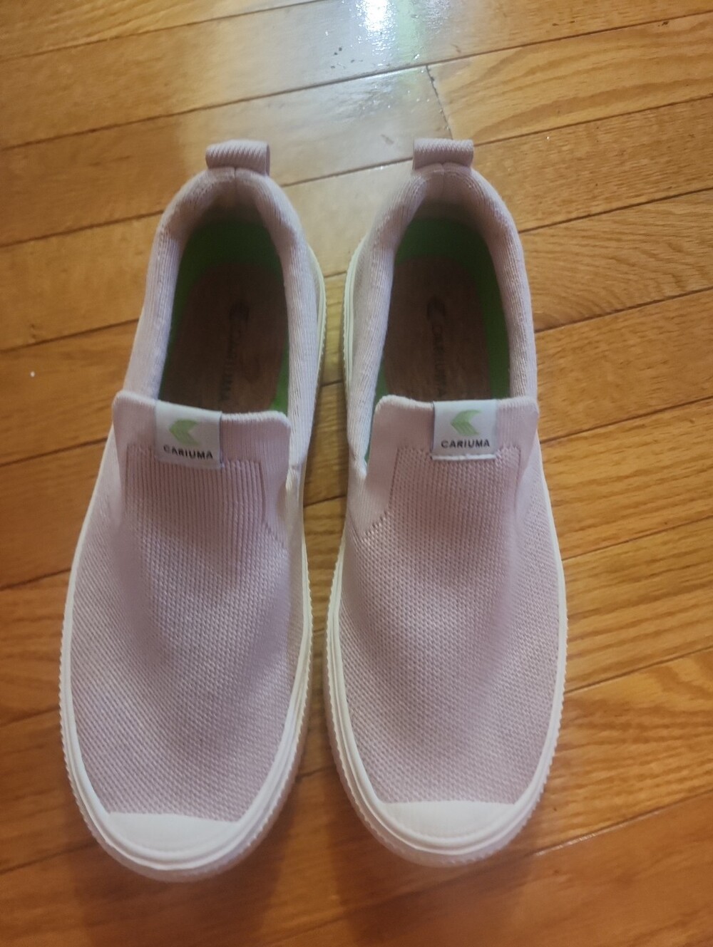 Cariuma Women's Slip-On Sneakers in Pale Pink and White